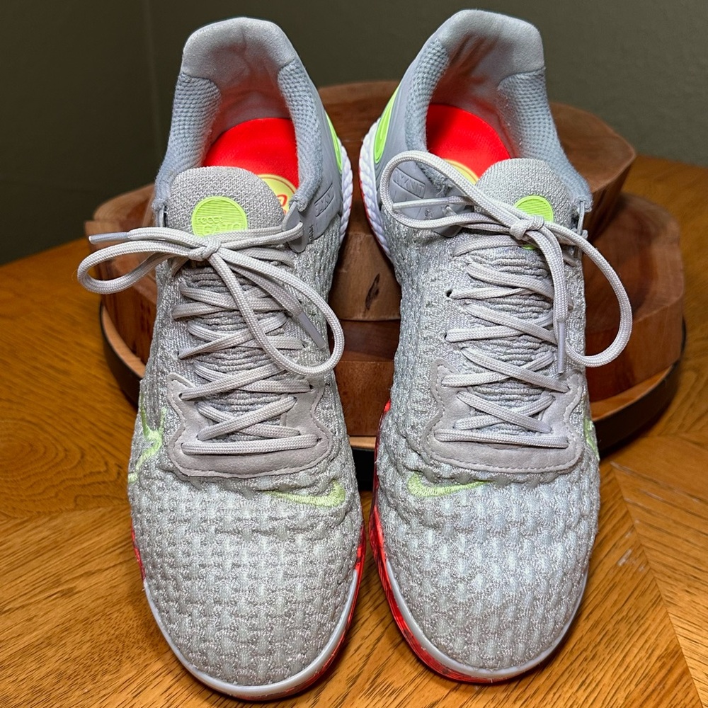 Nike React Gato IC (Unisex) Indoor Soccer Shoes - Picture 9 of 13